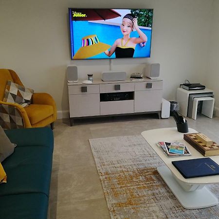 Portrush Luxury Apartment, Currangate Eksteriør billede