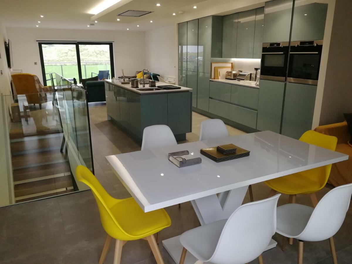 Portrush Luxury Apartment, Currangate Eksteriør billede